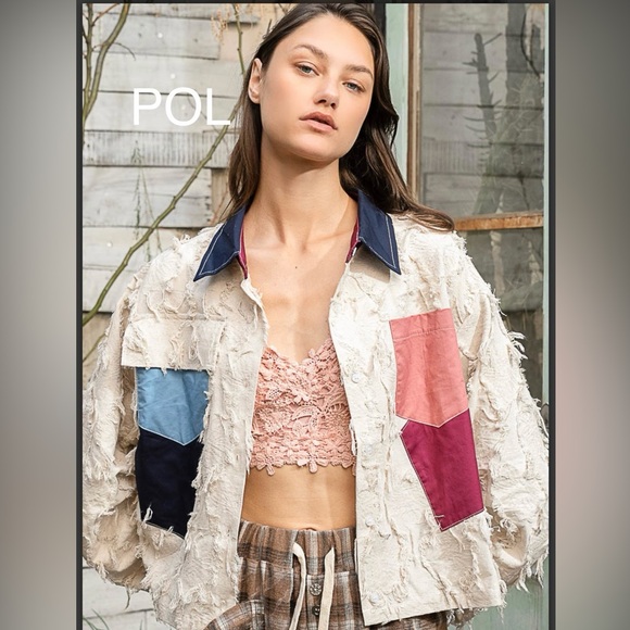 BP20🌹POL pretty white textured shacket w/color detailed pockets! Pretty+fun! - Picture 7 of 7